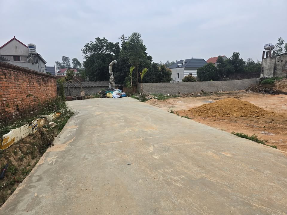 Đất nền CC E Quế Võ 110m² giá chỉ 800 triệu - Cơ hội đầu tư hấp dẫn!