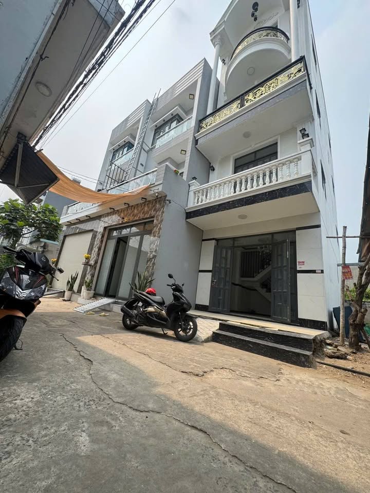 Nhà 1 trệt 3 lầu Xã Long Hậu 50m² giá 2.65 tỷ - Pháp lý rõ ràng!