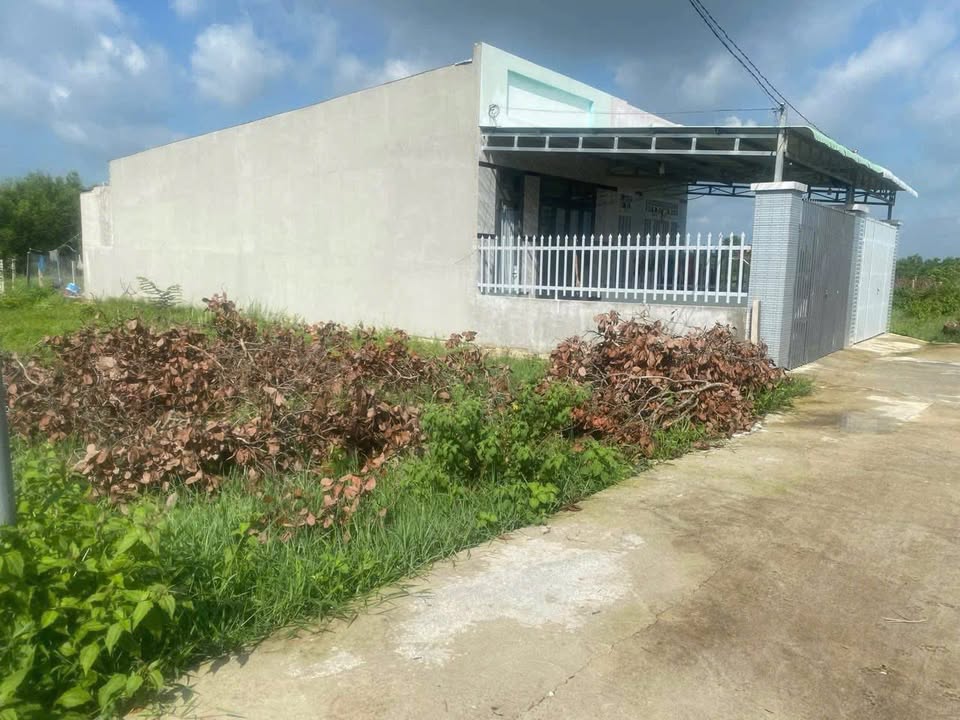 Đất nền Suối Cát 1116m² giá 1.7 tỷ - Cơ hội đầu tư tuyệt vời!