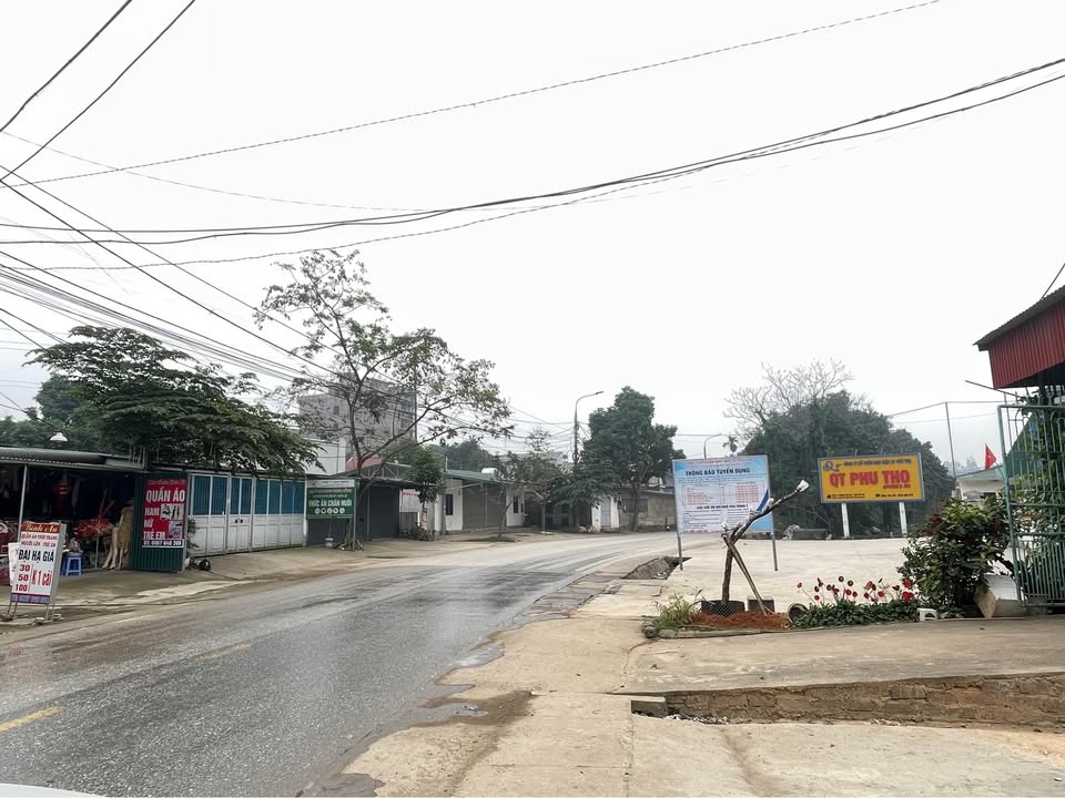 Nhà 2 tầng đường 320B, Thị Xã Phú Thọ 150m² giá 3 tỷ - Đầu tư sinh lời!