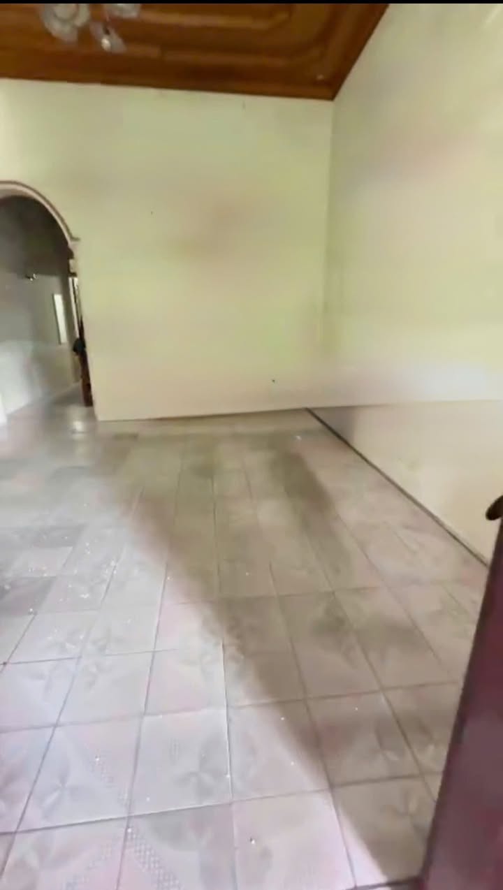 Nhà cho thuê Phường Quang Trung - Vinh 110m² giá chỉ 5 triệu/tháng - Phù hợp cho văn phòng và cư trú!