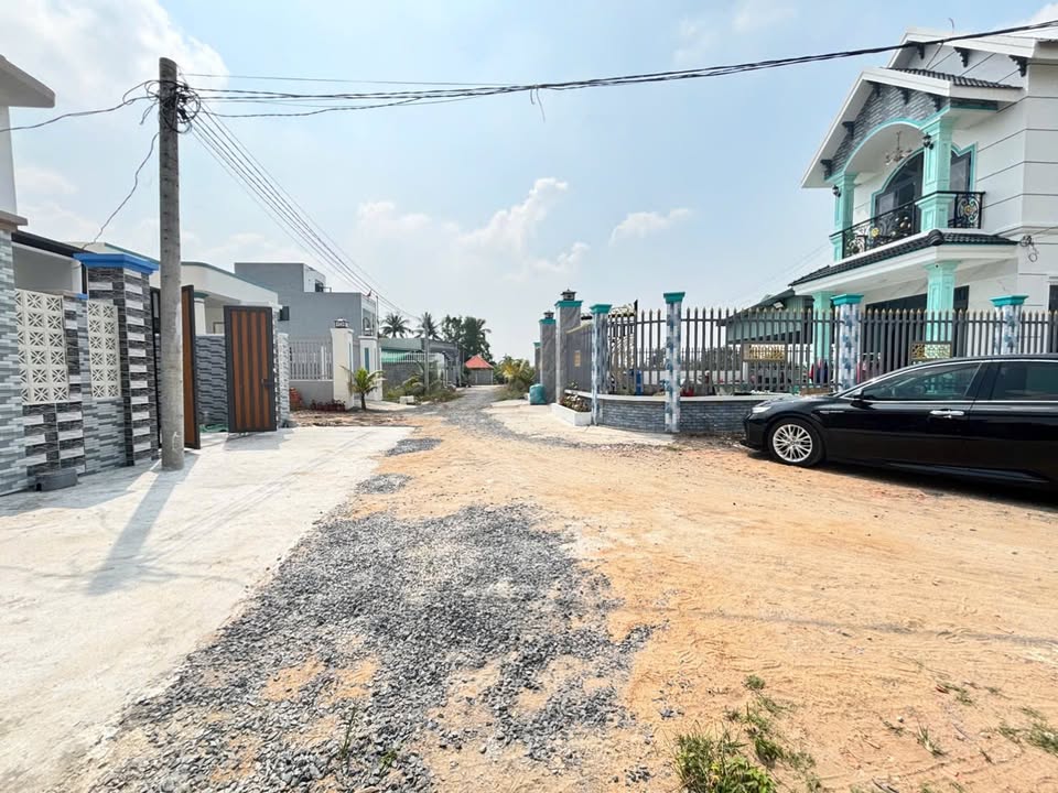 Đất thổ cư 140m² tại xã Long Cang, giá 1.3 tỷ - Đầu tư sinh lời!