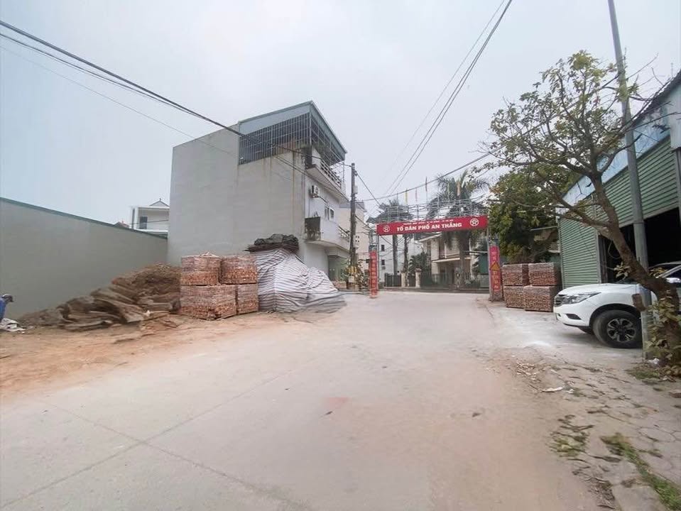 Đất phân lô Yên Nghĩa, 52m² giá 5.4 tỷ - Sổ đỏ chính chủ, đầu tư sinh lời!