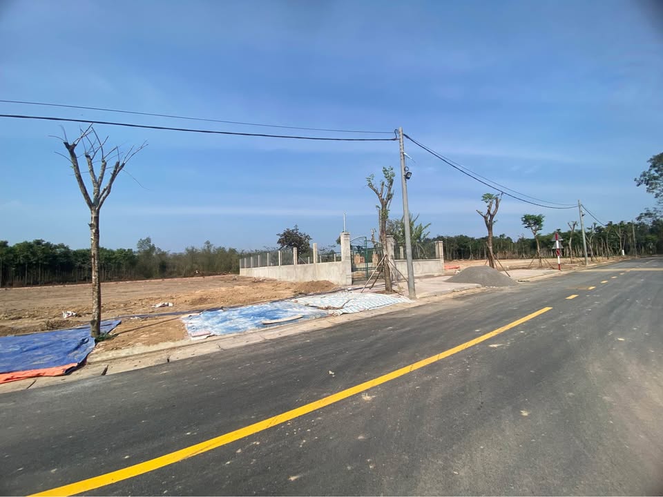 FrontHouse Trảng Bom 125m² giá 1 tỷ - Sổ riêng thổ cư!