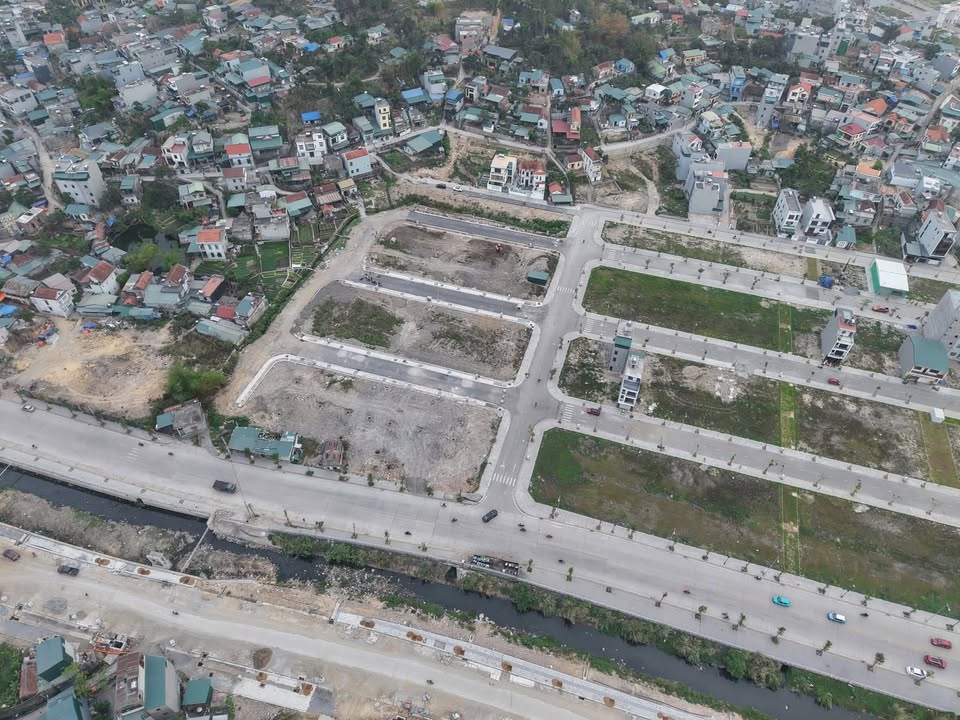 Đất nền Phường Hà Lầm, Hạ Long 78,3m² - Ô góc 2 mặt thoáng, giá thỏa thuận!