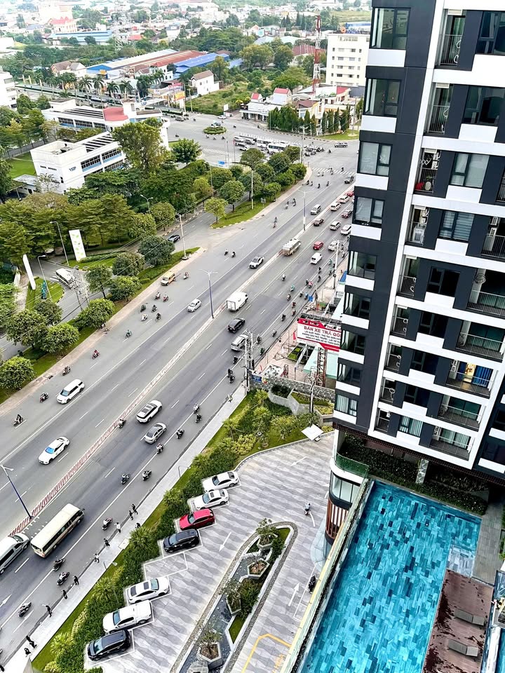 Cho thuê căn hộ The Emerald Golf View 63m² giá 7 triệu - View hồ bơi, gần AEON Mall