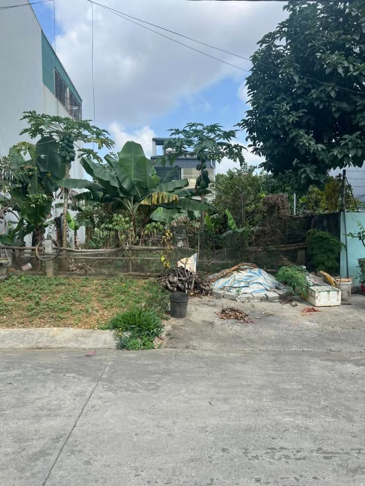 Đất nền tại ngõ 21 Hoàng Quốc Việt, 92m² giá 2xxx tỷ - Cơ hội đầu tư hấp dẫn!