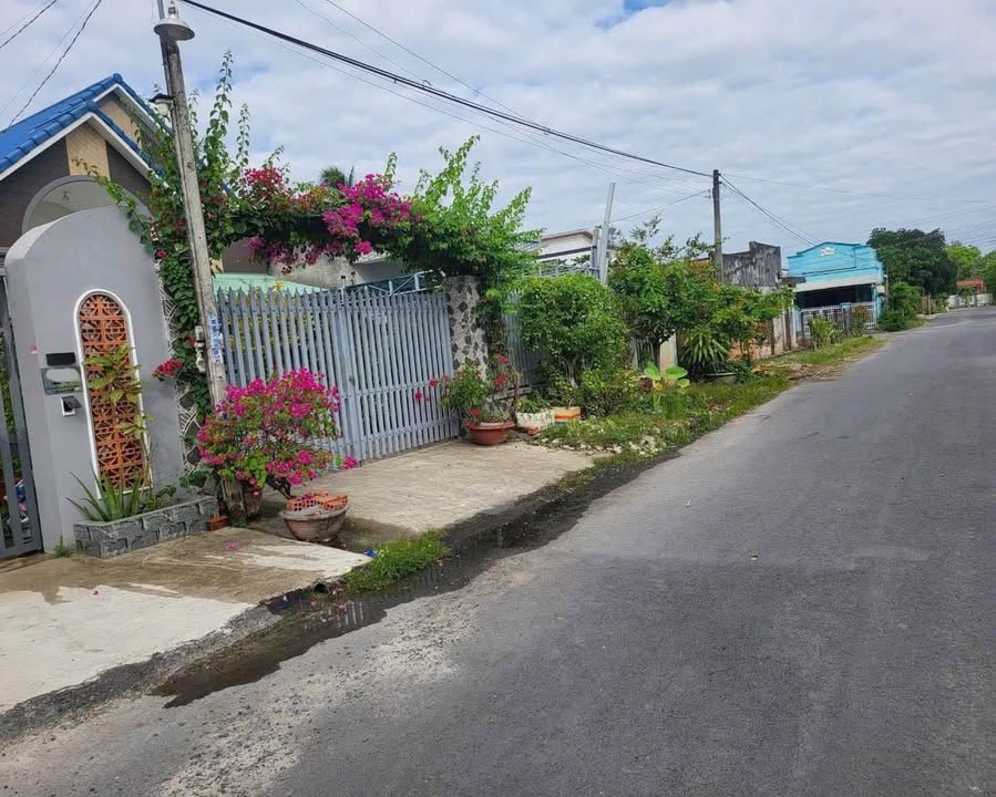 Nhà đẹp tại Phường Ninh Sơn, Tây Ninh - 174m² chỉ 1 tỷ - Sẵn sàng vào ở!