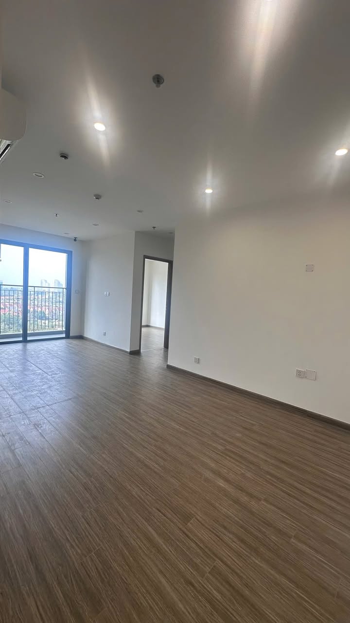 Căn hộ Vinhomes Smart City Nam Từ Liêm 75m² giá 6,3 tỷ - Sẵn sàng vào ở!