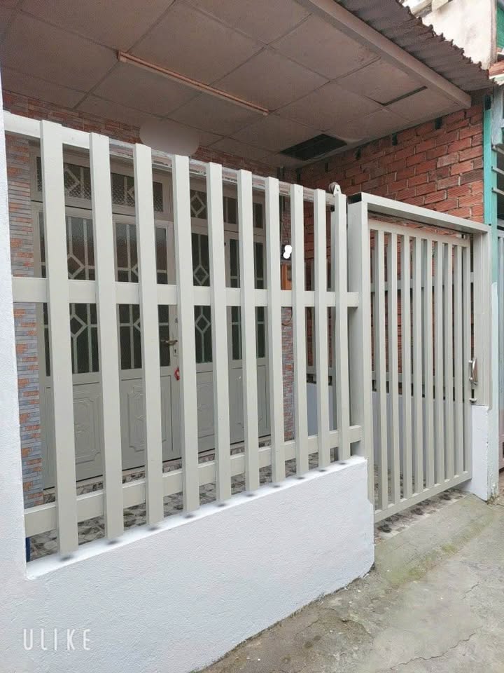 Nhà Đa Phước, Bình Chánh 30m² giá 900 triệu - Gần chợ Phú Lạc, tiện ích đầy đủ!