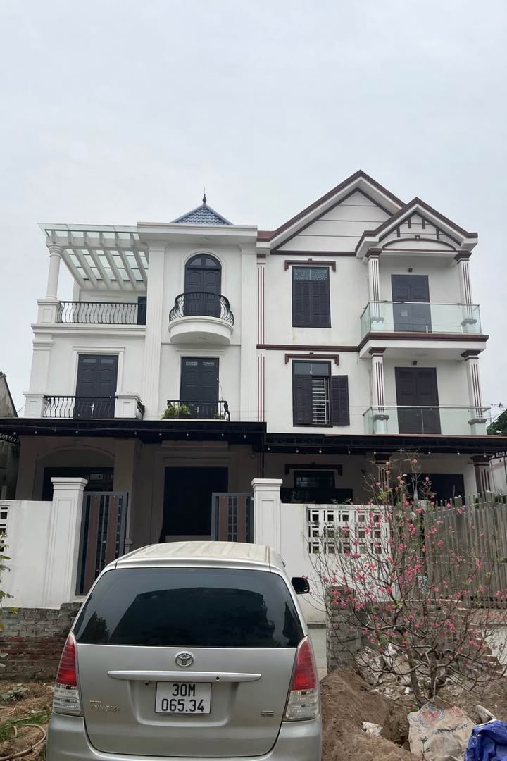 Nhà 4 Tầng Vin Cổ Loa 48m² - View Pháo Hoa, Sổ Đỏ Chuẩn