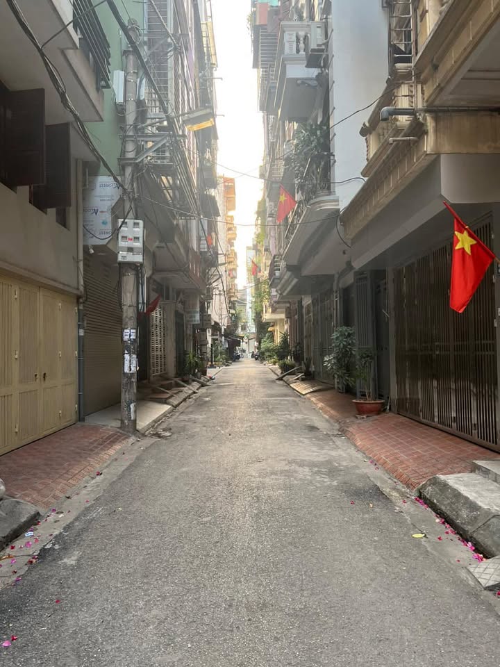 Cho thuê phòng trọ tại phố Phan Văn Trường, Cầu Giấy - Giá chỉ từ 2.5 triệu!