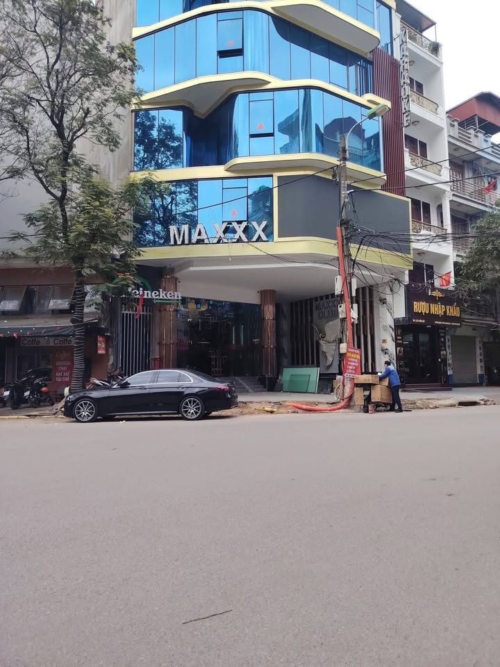 Bán nhà mặt phố Đền Lừ, Hoàng Mai 60m² giá 25 tỷ - Mặt tiền kinh doanh sầm uất!