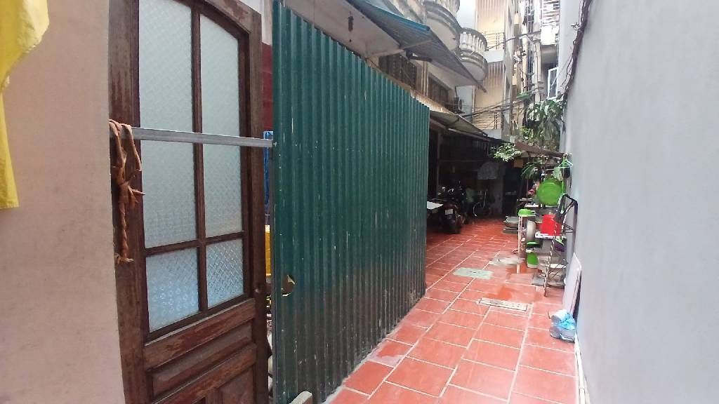 Đất Bờ Sông Sét, Hoàng Mai 43m² giá 10.9 tỷ - Nằm ngay mặt phố