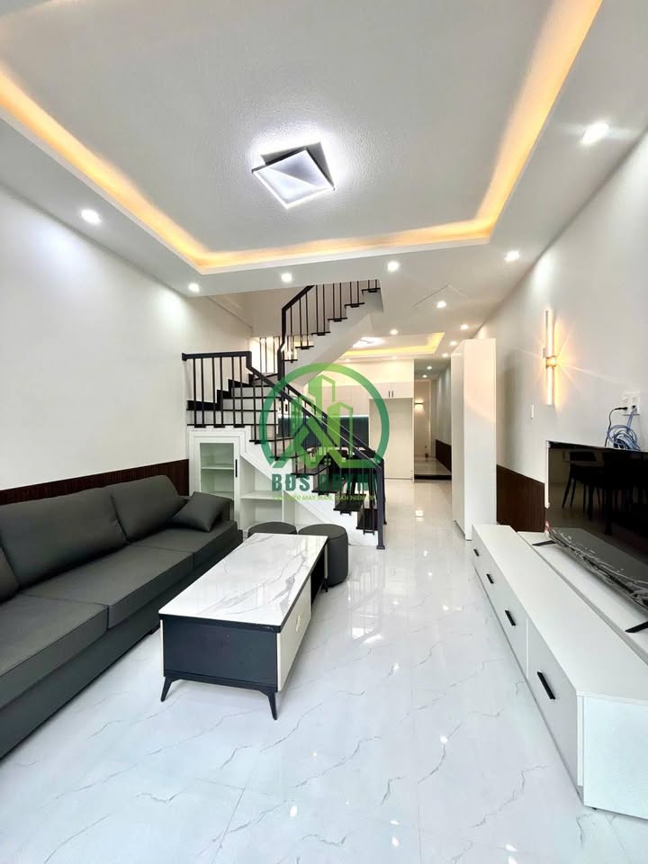 Nhà phố Đường Nguyễn Du, Đà Lạt 60m² giá 4.1 tỷ - Chính chủ bán gấp!