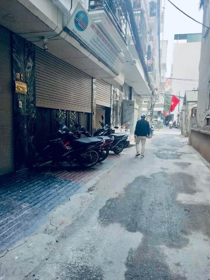 Bán gấp FrontHouse Xuân Thủy, Cầu Giấy 43m² giá 14 tỷ - Kinh doanh đắc địa!