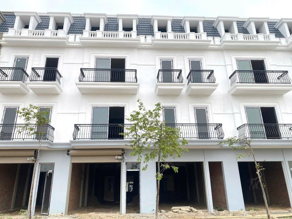 Nhà Mặt Tiền 90m² TP Thanh Hóa - Kinh Doanh Đắc Lộc, Giá 6.x Tỷ