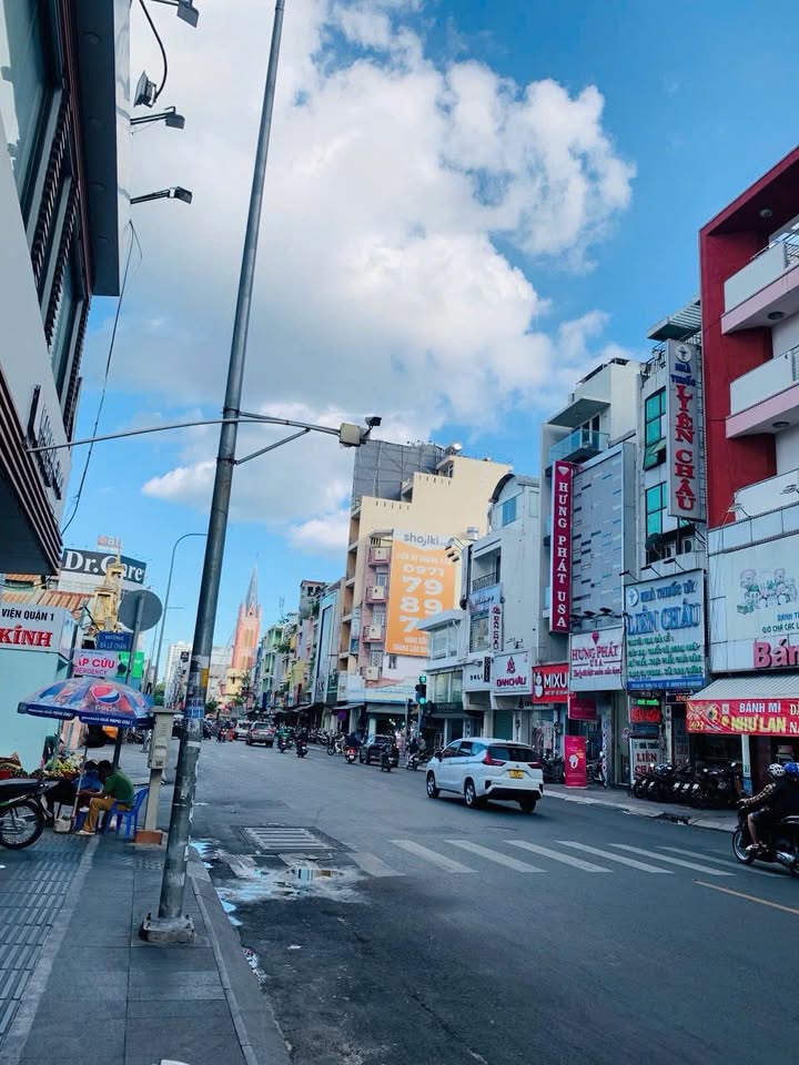 Mặt Tiền Hai Bà Trưng Q3 - Kinh Doanh Đắc Lợi 84.8m²