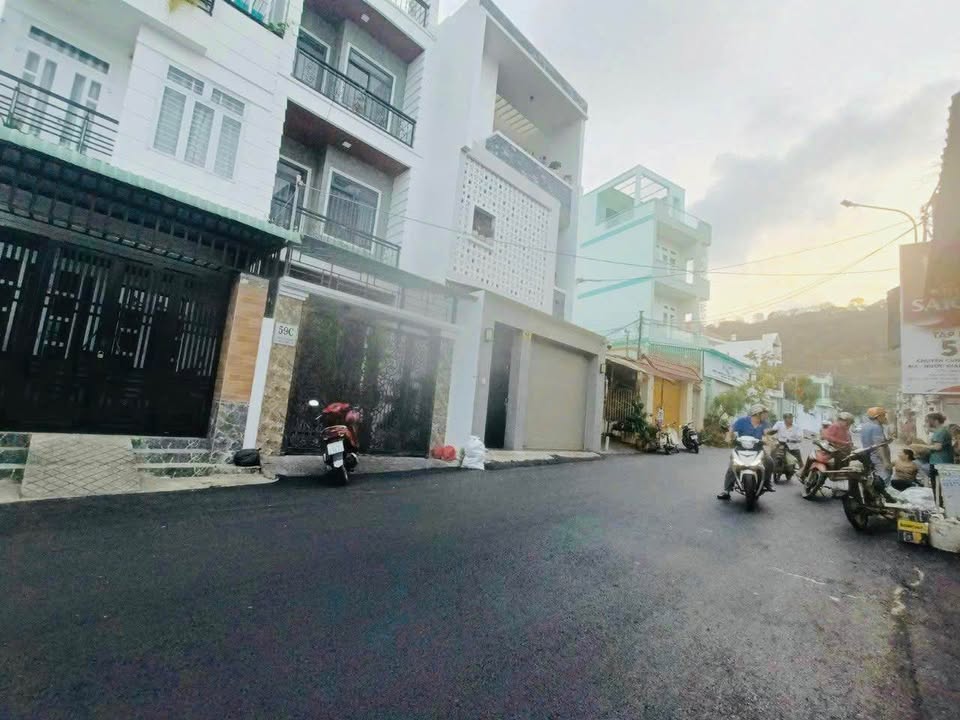 Nhà mặt tiền Trần Xuân Độ 75m² giá 7 tỷ - Chính chủ cần bán gấp!