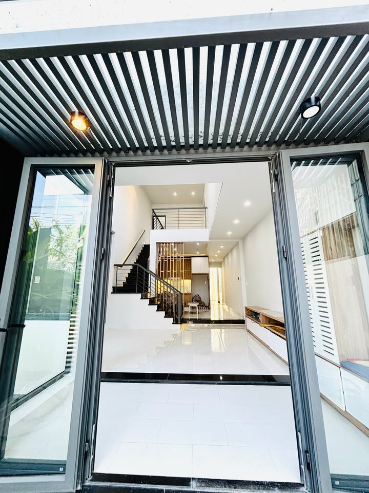 Nhà phố đường Đại Nẫm, Phan Thiết 100m² - Thiết kế hiện đại, sẵn sàng vào ở!