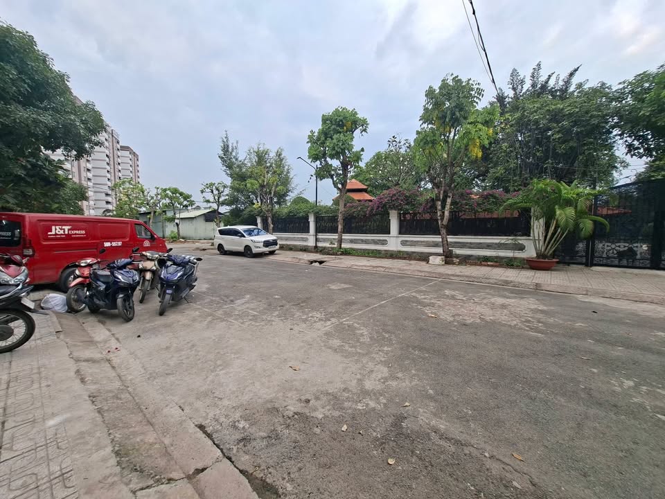 Nhà phố Gò Vấp 80m² giá 10.8 tỷ - VIEW BỜ KÊNH THAM LƯƠNG