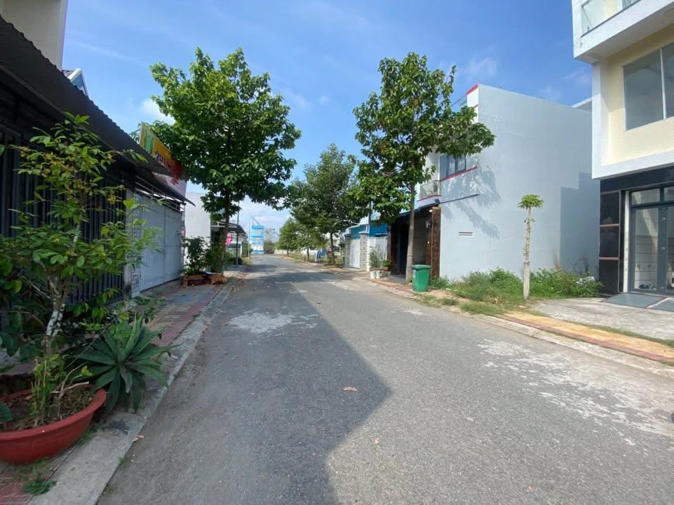 Đất thổ cư KDC Long Thạnh Hưng 100m² giá 800 triệu - Cần bán gấp trước Tết!