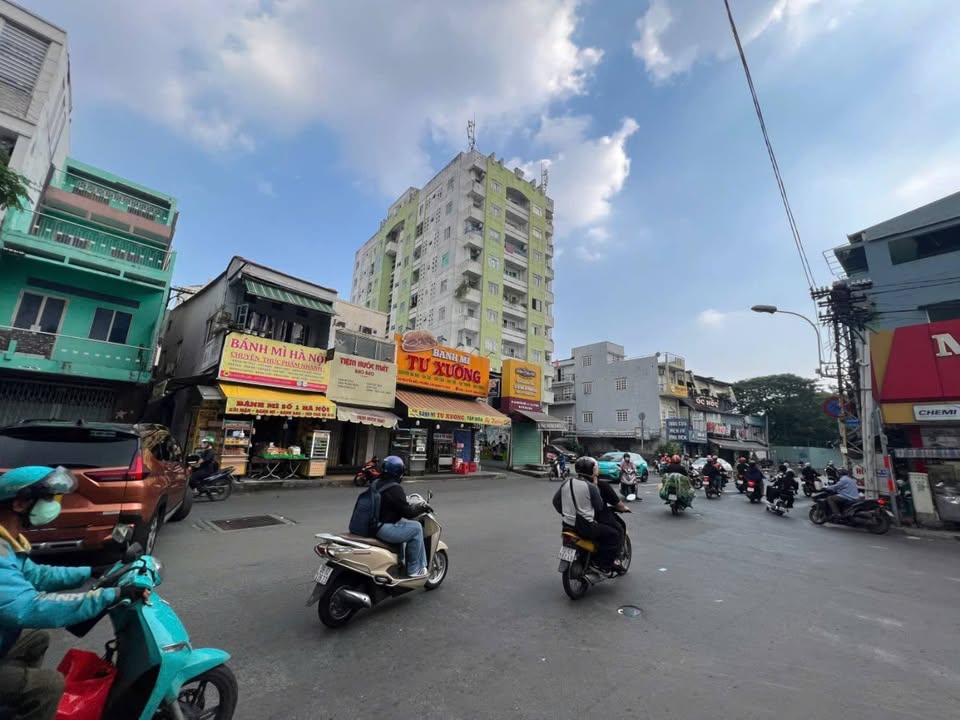 Căn hộ Nguyễn Biểu Quận 5 - 50m², 2PN, Sổ hồng - Giá tốt