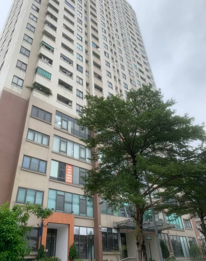 Chung cư Hồng Hà Thịnh Liệt quận Hoàng Mai 63m² giá 5 tỷ - Sổ đỏ chính chủ, nội thất đầy đủ!