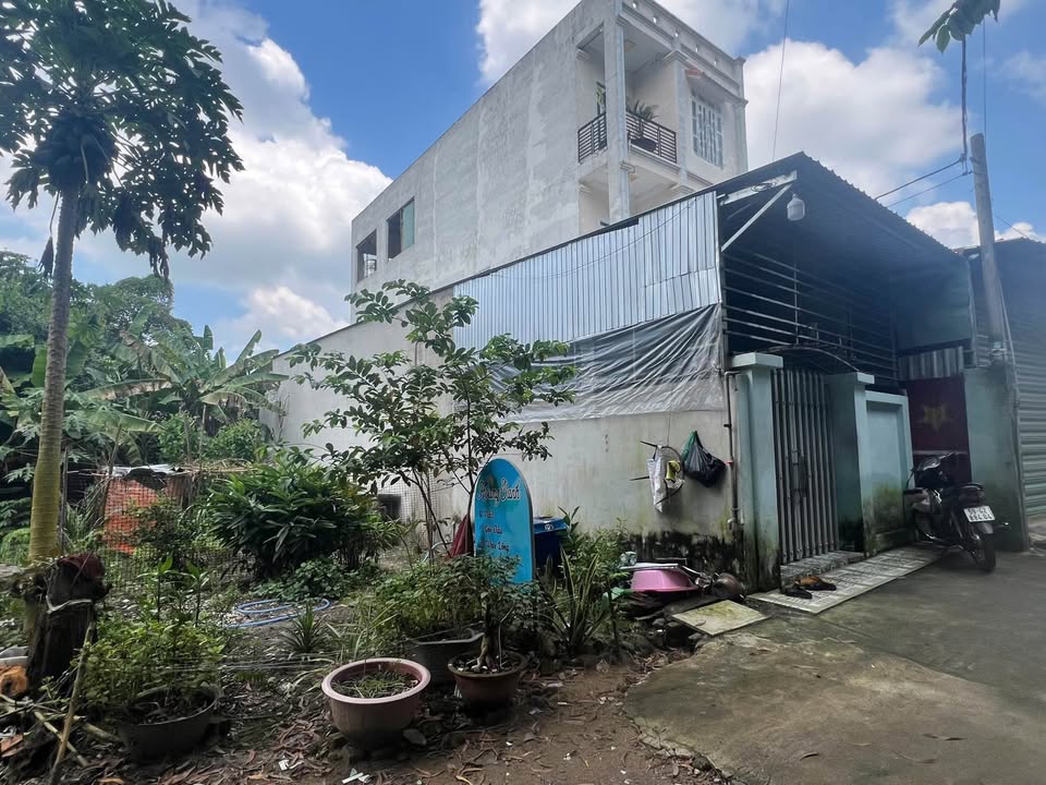 Nhà Hòa Phú, Củ Chi 84m² giá 1.4 tỷ - Vị trí đẹp, ô tô vào tận nơi!