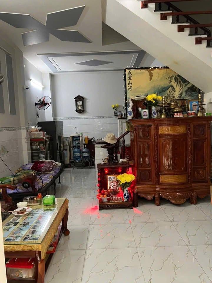 Nhà chính chủ Phú Định Quận 8 diện tích 47m² giá 4.35 tỷ - Sổ hồng đầy đủ!