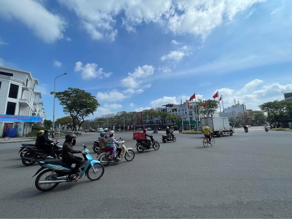 Đất mặt tiền Phú Lộc 22, Quận Liên Chiểu, 105m² giá 8.2 tỷ - Vị trí đắc địa cho đầu tư!