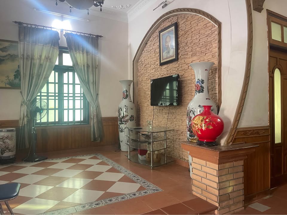 Nhà 3 tầng tại Vincom Tô Hiệu 400m² giá 4.57 tỷ - Chính chủ cần bán gấp!