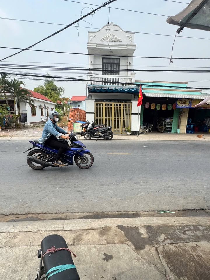 Nhà mặt tiền Lê Văn Lương 64m² giá 3.3 tỷ - Sẵn sàng vào ở ngay!