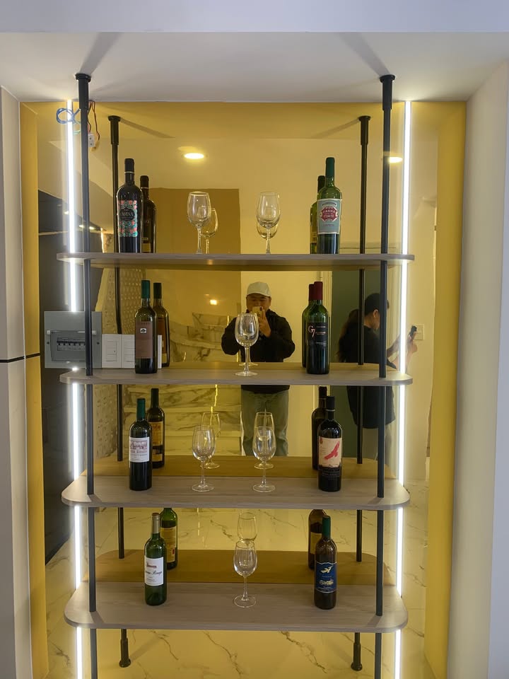 Nhà phố Quận 1 52m² giá 7 tỷ - Chính chủ bán gấp, nội thất cao cấp!