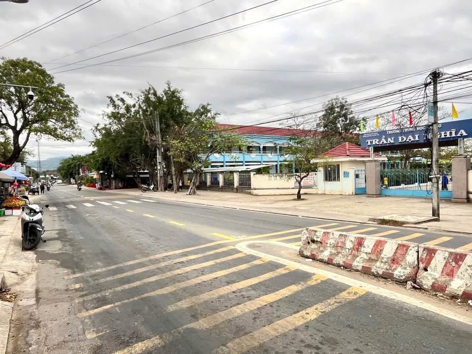 Đất nền Hương Lộ 39 Diên Hòa 364m² giá 3.2 tỷ - Tiềm năng đầu tư lớn!