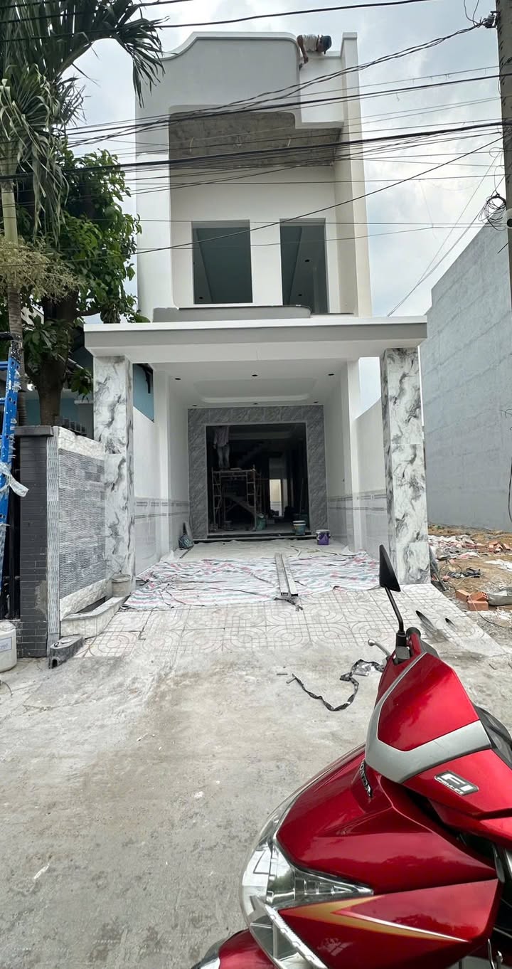 Nhà mới 1 trệt 1 lầu tại Phường Dĩ An, Bình Dương - Chỉ 5.5 tỷ - Sẵn sàng đón Tết 2026!