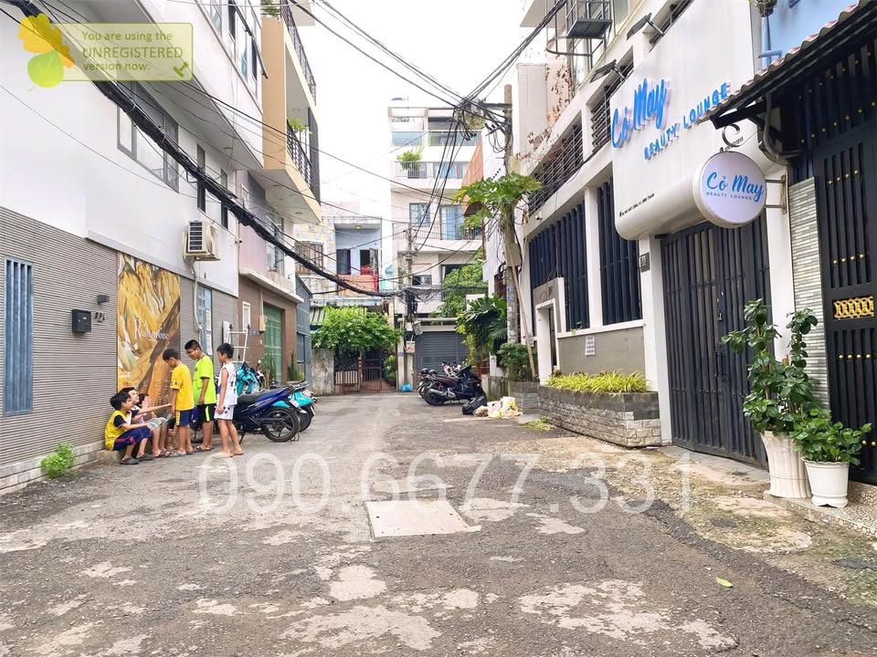 FrontHouse Phó Đức Chính, Bình Thạnh 65m² giá 13.6 tỷ - Sổ hồng vuông vức, kinh doanh tiện lợi!