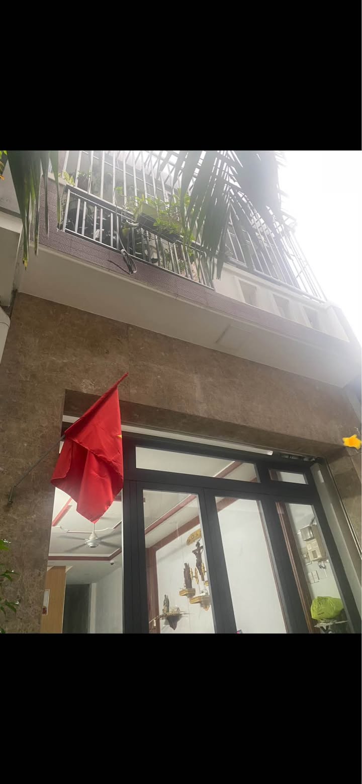 Nhà bán Phường Hiệp Tân, Quận Tân Phú 67m² giá 7.4 tỷ - Chính chủ, hẻm an ninh!