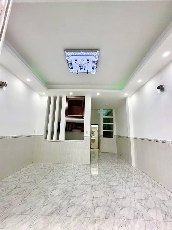 Nhà 2 tầng Quận Tân Bình 55m² giá 6 tỷ - Chính chủ, ở ngay!