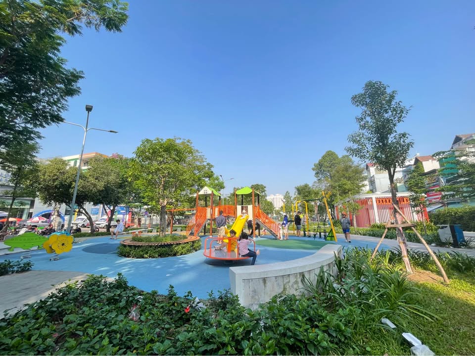 Nhà mặt tiền hẻm Dạ Nam, Quận 8, 45m² giá 5.45 tỷ - Kinh doanh lý tưởng!