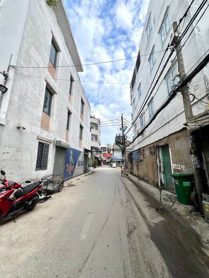 Bán nhà riêng quận Bình Tân 59m² giá 7 tỷ - Nhà mới xây, đầy đủ tiện nghi!