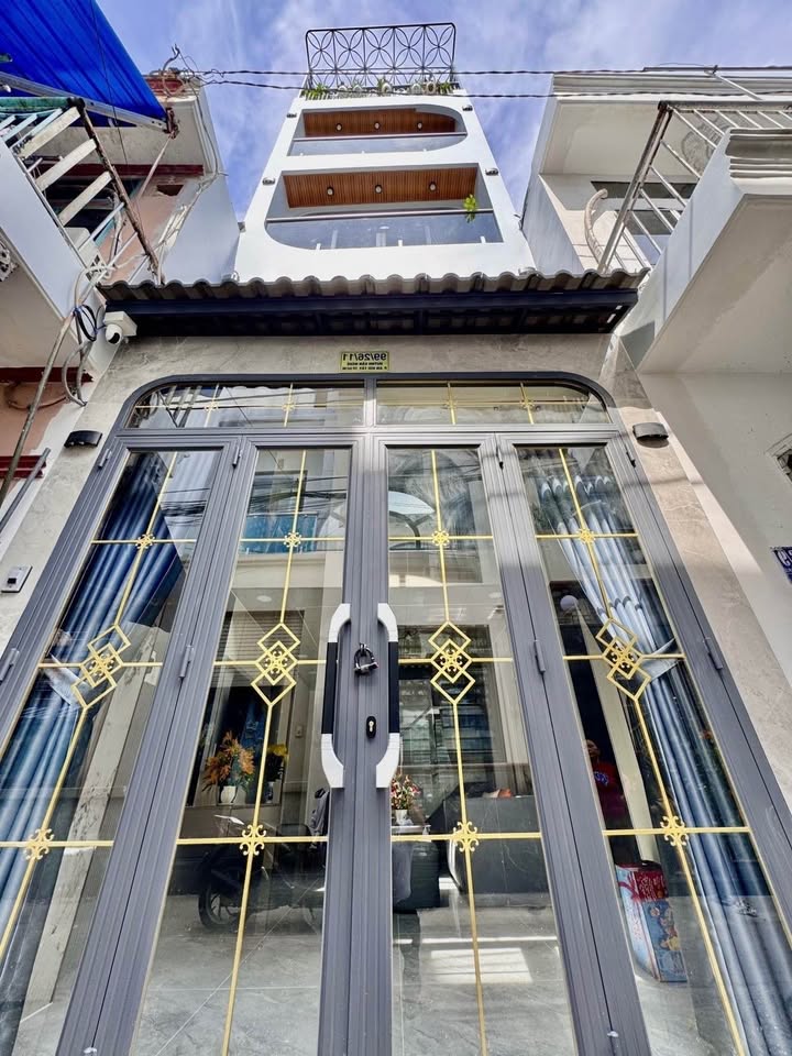 Nhà Đẹp Gò Vấp 23m² giá 4 tỷ - Sẵn sàng vào ở ngay!