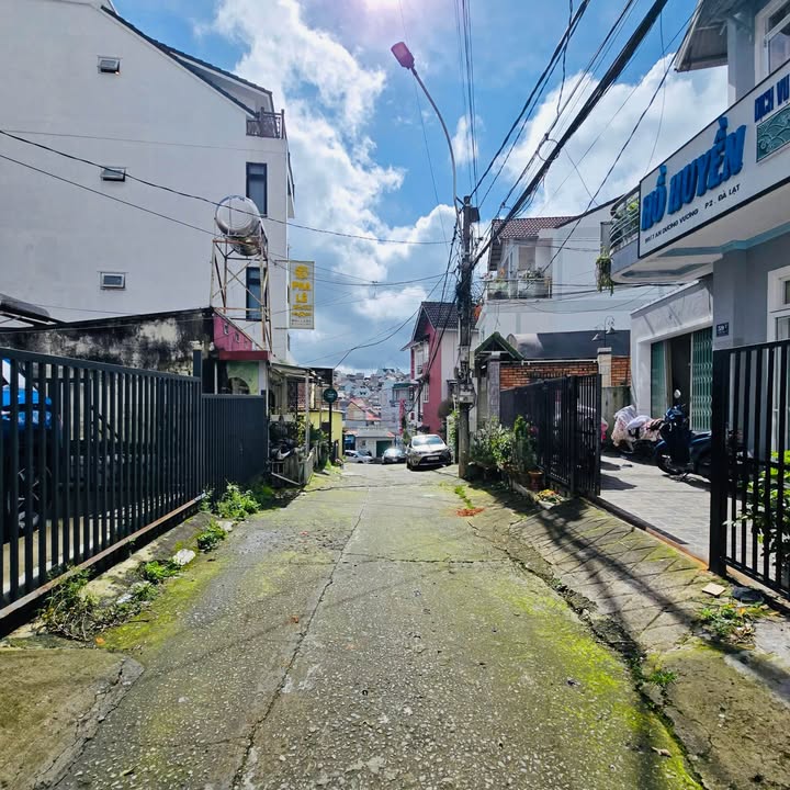 Bán Đất Đà Lạt 108m² Mặt Tiền An Dương Vương, P2 - Giá 6.5 Tỷ