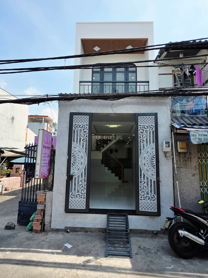 Nhà phố Hương Lộ 2, Bình Tân 33m² giá 4.29 tỷ - Hẻm thoáng xe hơi vào tận nơi!