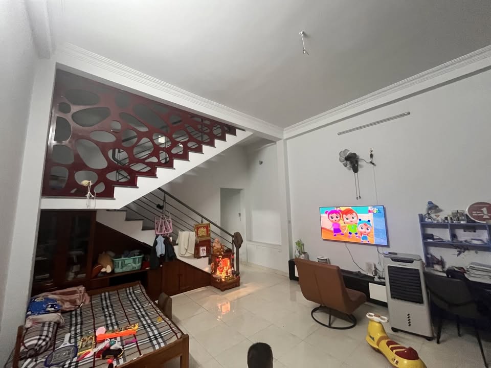 Nhà mặt tiền biển Đà Nẵng 70m² giá 7.2 tỷ - Sẵn sàng dọn vào ở ngay!