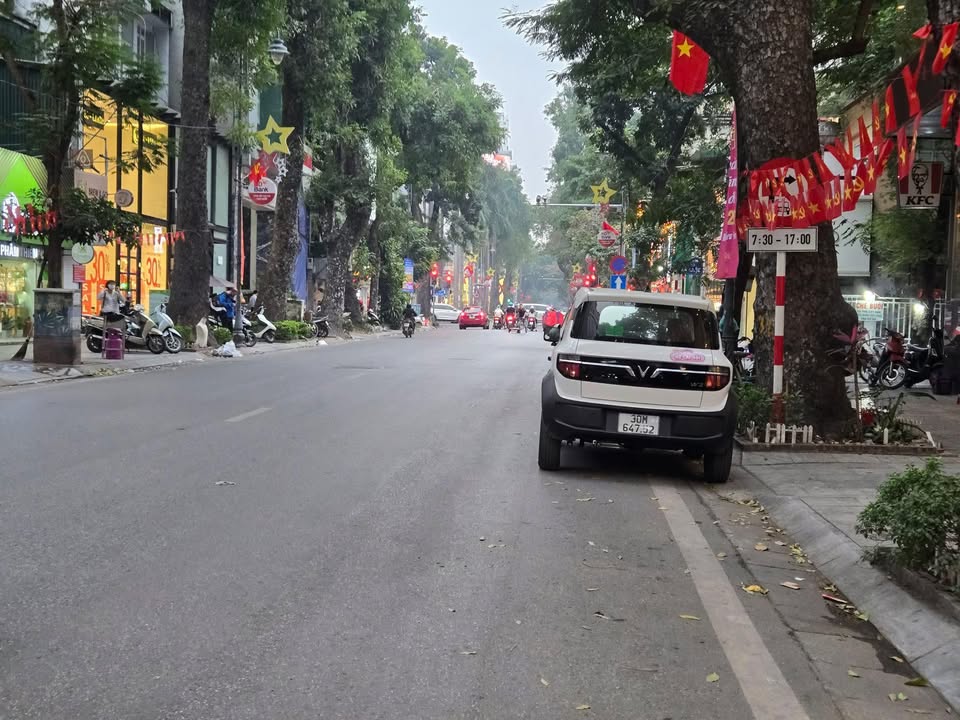 FrontHouse Bà Triệu - Hai Bà Trưng 223m² giá 190 tỷ - Đầu tư sinh lời đỉnh cao!