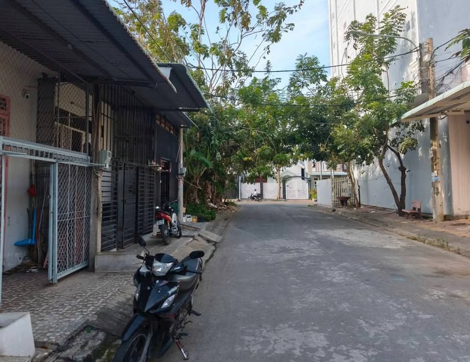 Nhà phố 60m² đường Phạm Thị Út, Bạc Liêu giá 1.05 tỷ - Thương lượng ngay!