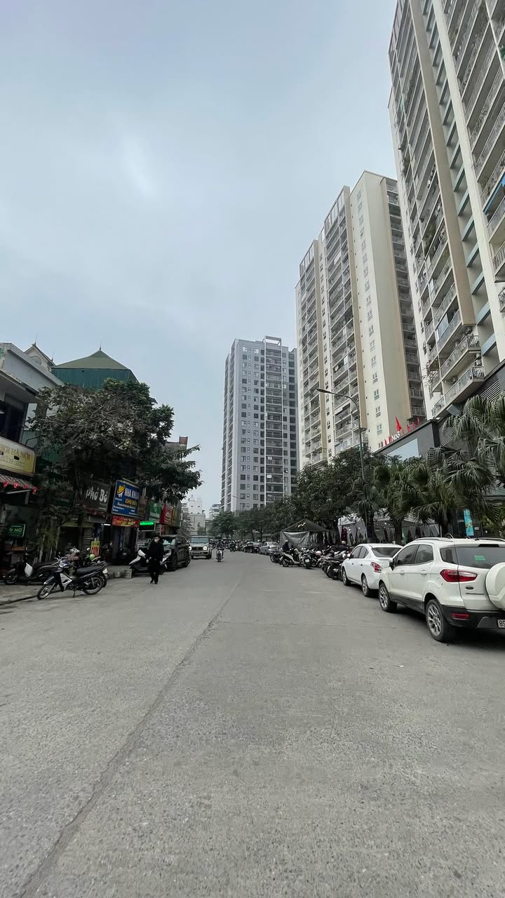 Đất nền phố Nguyễn Sơn, Bồ Đề 55m² - Ô tô vào tận nơi, giá thỏa thuận!