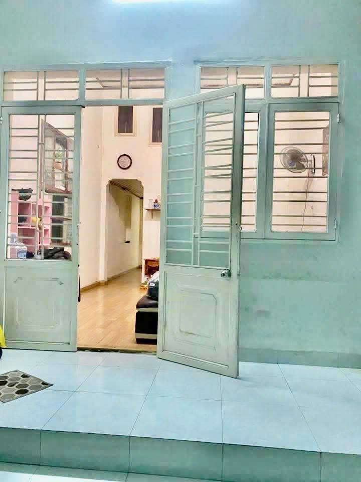 Nhà nguyên căn cho thuê Phường Tân Tiến, Buôn Ma Thuột 2PN chỉ 3.5 triệu/tháng - Tiện nghi đầy đủ!