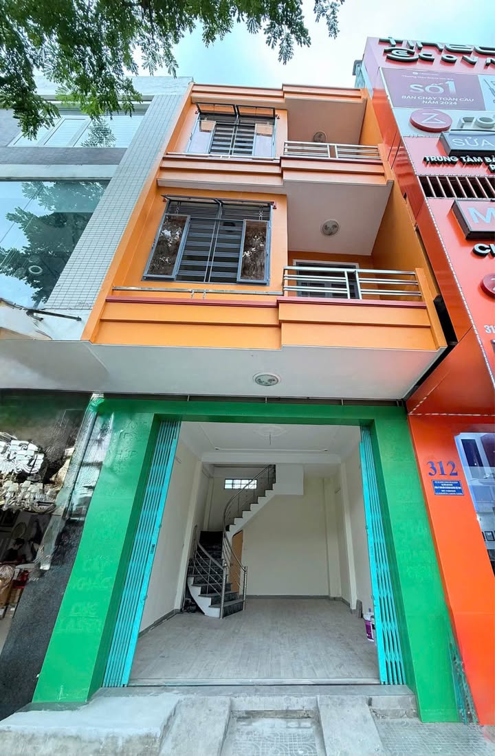 Nhà mặt tiền Đường Điện Biên Phủ, Quận Hải Châu, 100m² giá 6 tỷ - Hàng hiếm khu trung tâm!